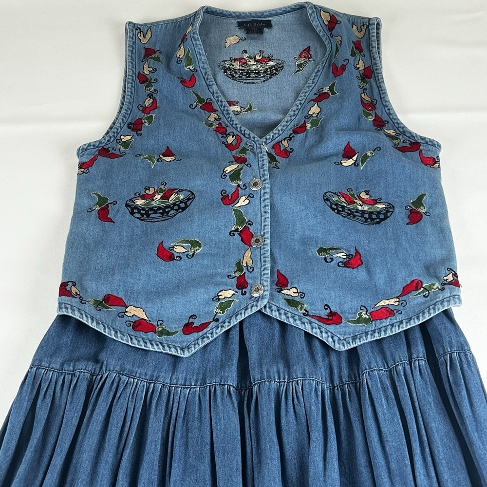VTG 2 PC Denim Vest & Skirt Set Women's S Embroidered 80s 90s Jalapeño Peppers